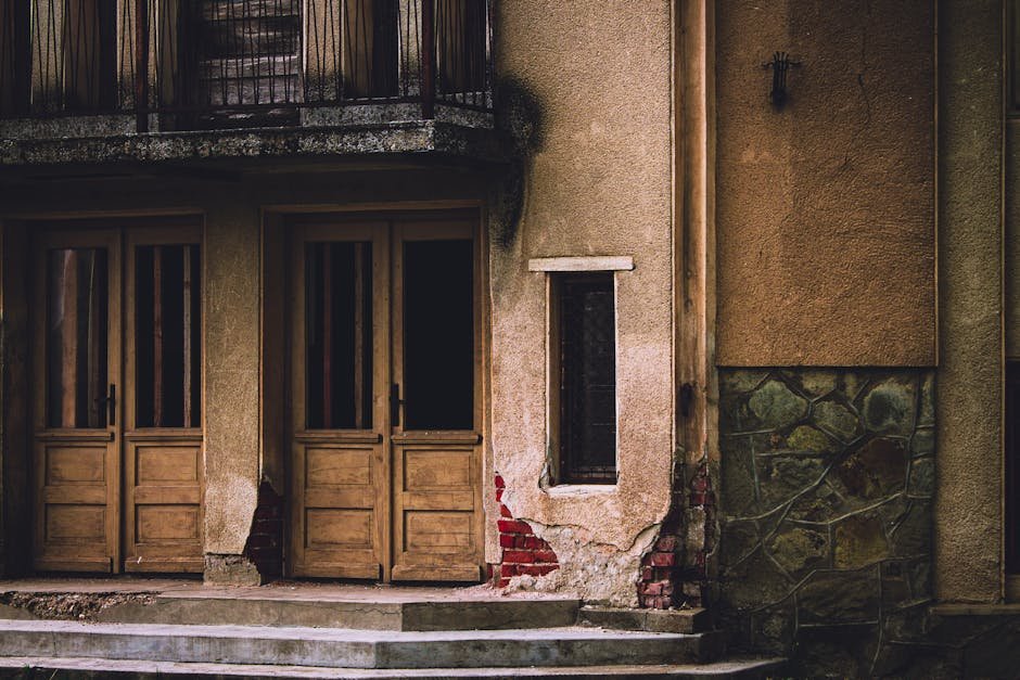 How to Repair Cracked Plaster Walls Without Full Replacement